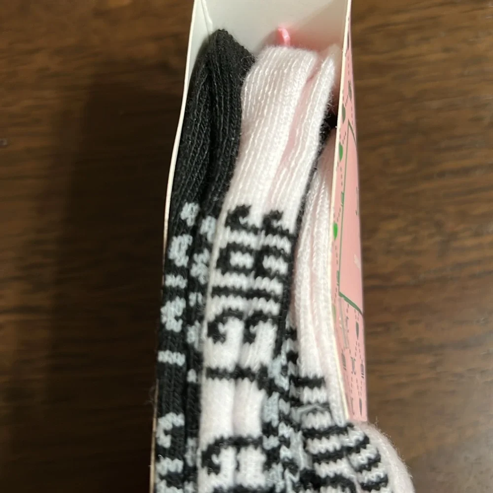Juicy Couture Shortie Crew Socks